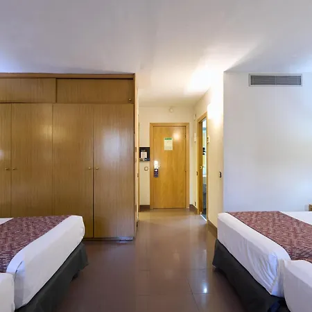 Szálloda Catalonia Park Gueell 3*