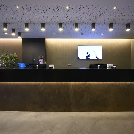 Catalonia Park Gueell 3* Barcelona