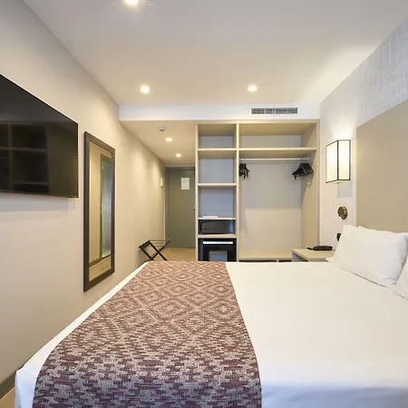 Catalonia Park Gueell 3* Barcelona