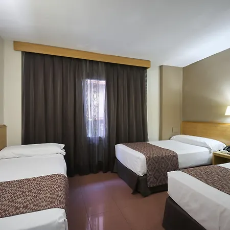 Hotel Catalonia Park Gueell