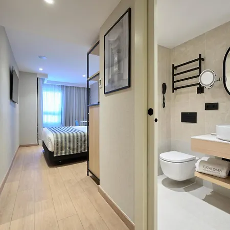 Hotel Catalonia Park Güell 3*