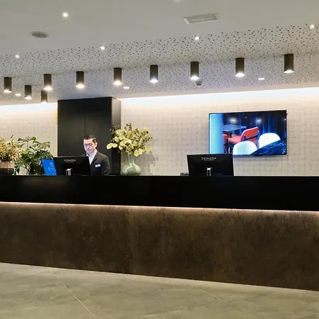 מלון Catalonia Park Gueell ברצלונה