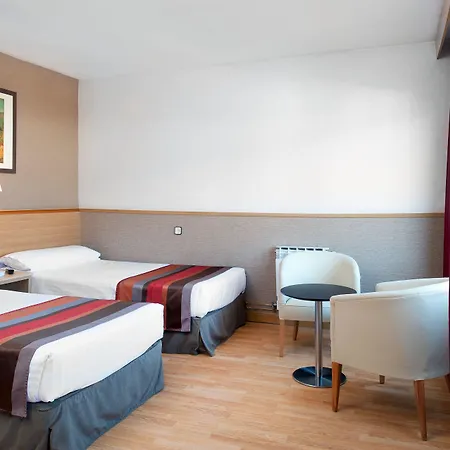 Catalonia Park Gueell מלון