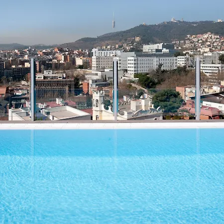 加泰罗尼亚奎尔公园酒店