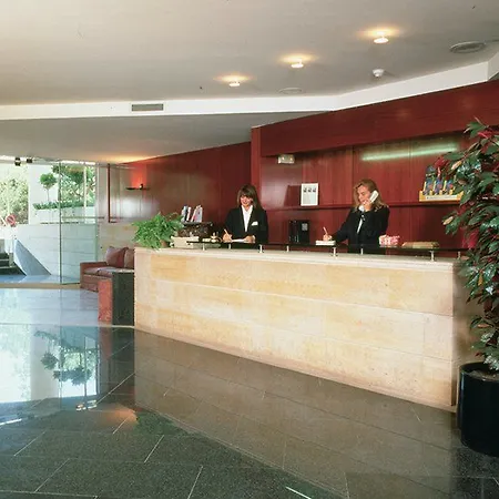 Hotel Catalonia Park Güell