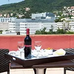 Hotel Catalonia Park Gueell
