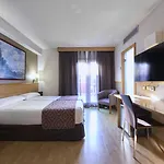 Hotel Catalonia Park Gueell 3*